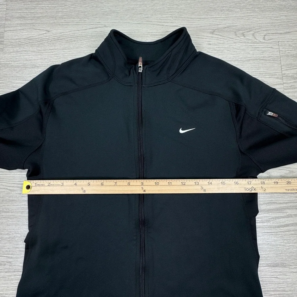 Nike *orders ship